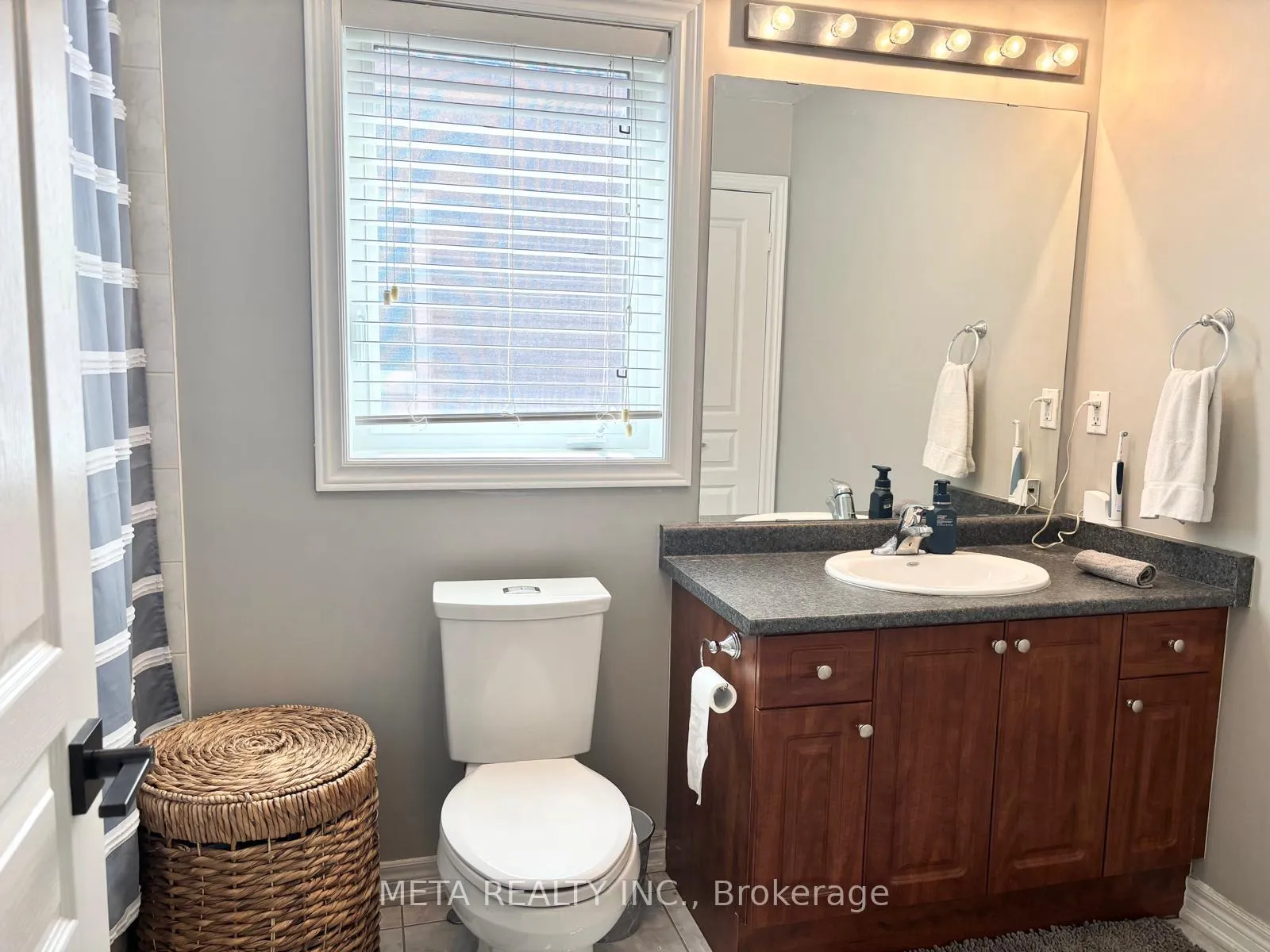 Photo 19 of 102 Begonia Crescent, Brampton, Northwest Sandalwood Parkway — HOMEH