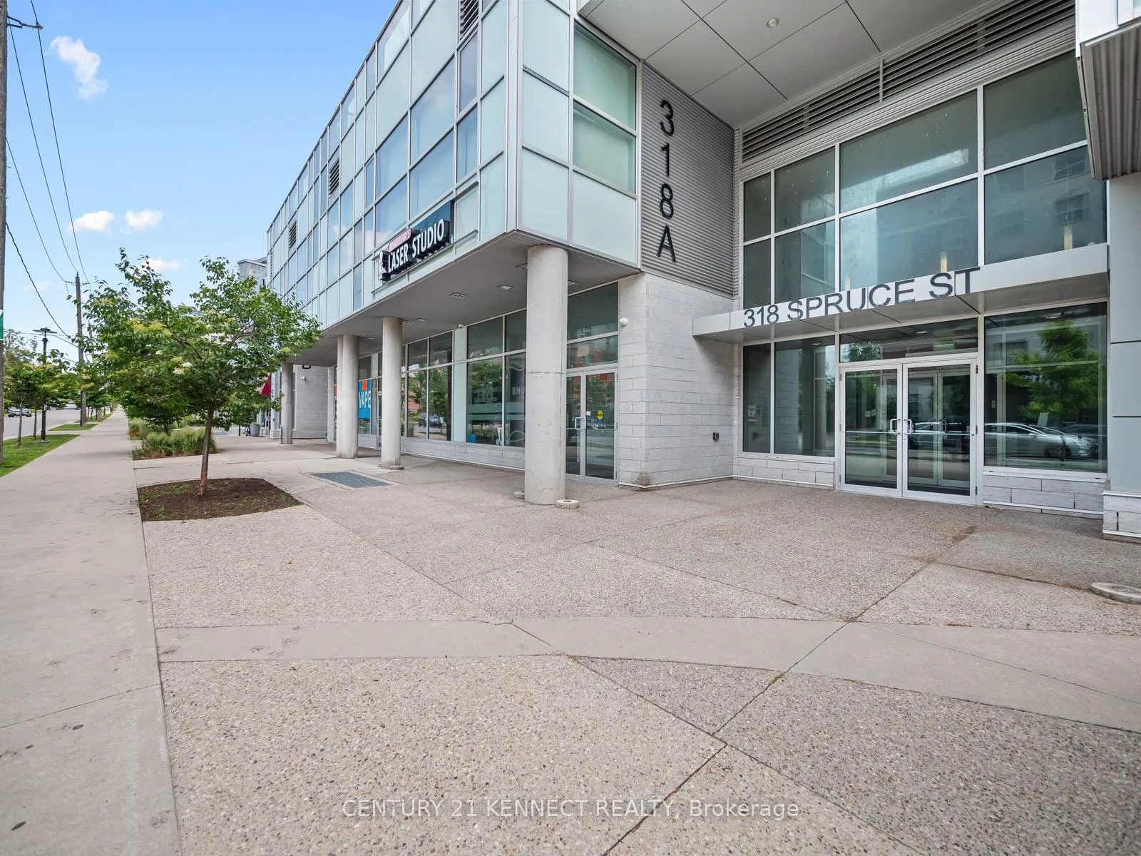 Photo 3 of Unit 402, 318 Spruce Street, Waterloo, Lakeshore Village — HOMEH