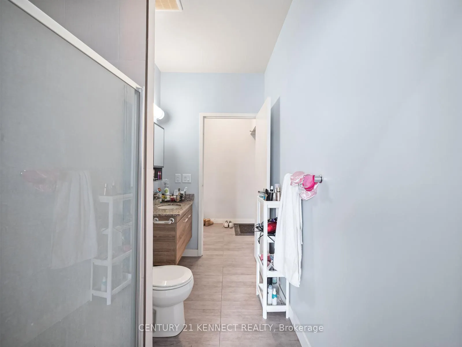 Photo 19 of Unit 402, 318 Spruce Street, Waterloo, Lakeshore Village — HOMEH