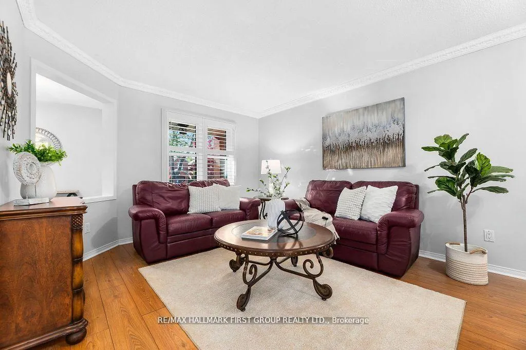 Photo 7 of 122 Thicket Crescent, Pickering, Highbush — HOMEH