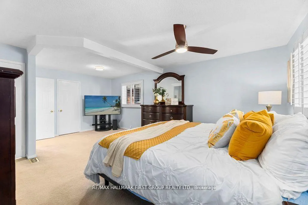 Photo 24 of 122 Thicket Crescent, Pickering, Highbush — HOMEH