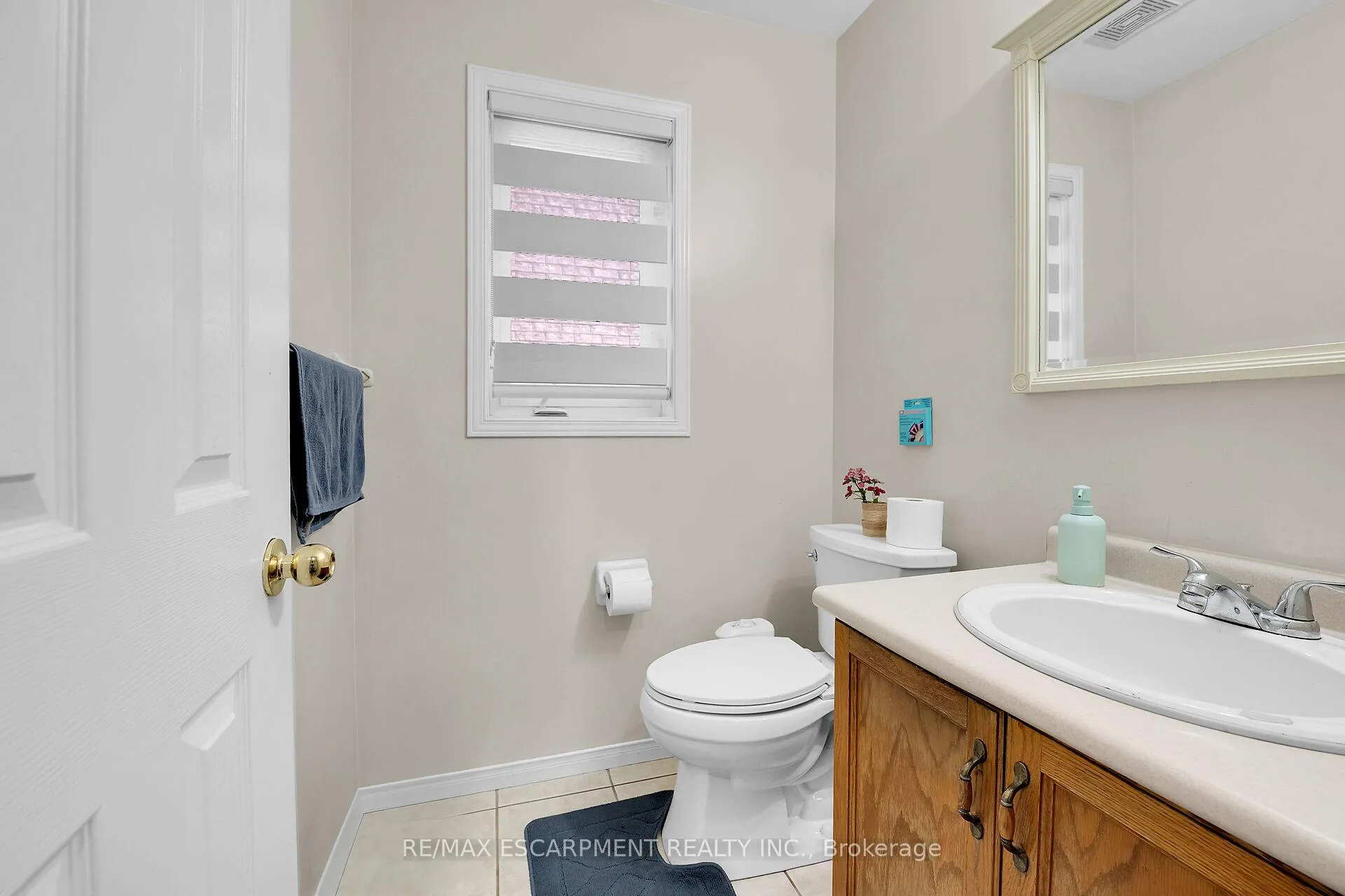 Photo 24 of 4 Spartan Court, Hamilton, Stoney Creek — HOMEH