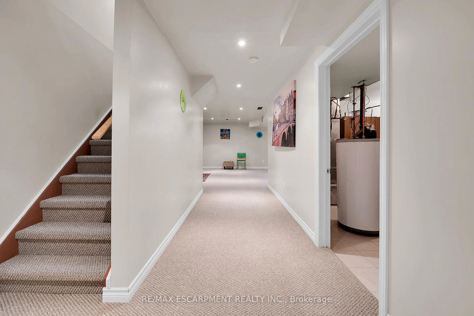 Photo 39 of 4 Spartan Court, Hamilton, Stoney Creek — HOMEH