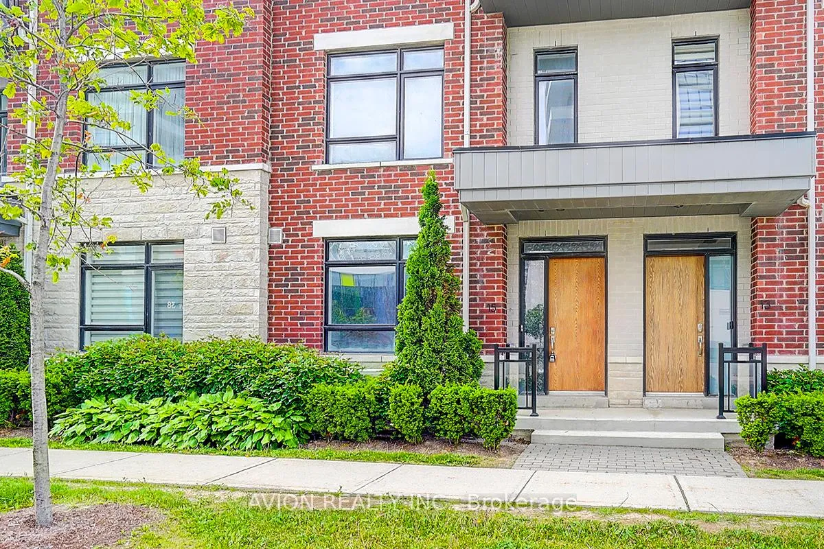 Photo 7 of 15 Gandhi Lane, Markham, Commerce Valley — HOMEH