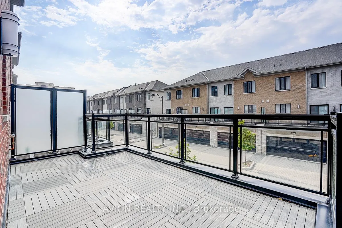 Photo 25 of 15 Gandhi Lane, Markham, Commerce Valley — HOMEH