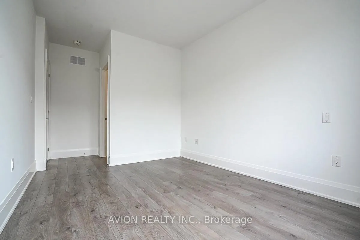 Photo 44 of 15 Gandhi Lane, Markham, Commerce Valley — HOMEH