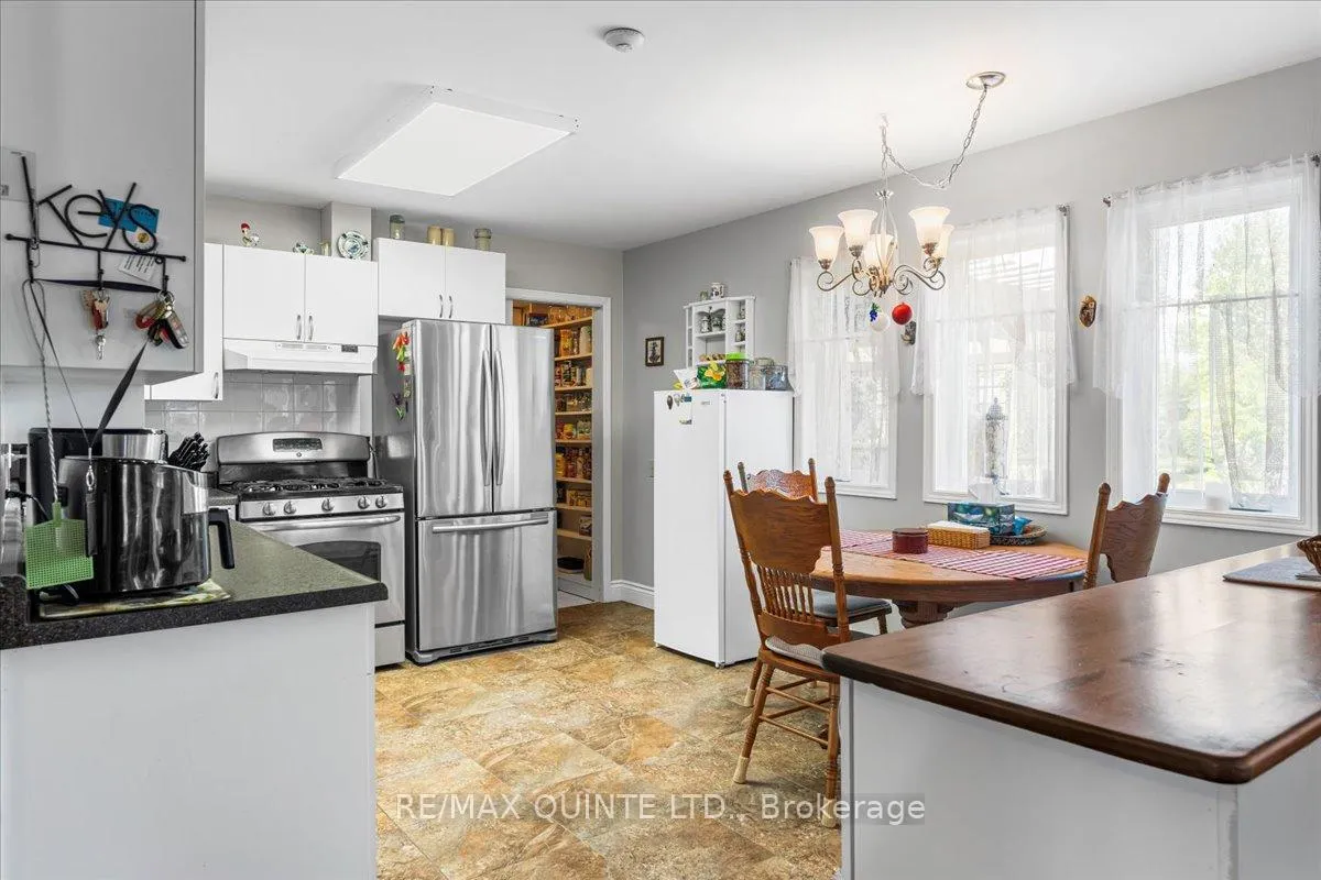 Photo 17 of 51 Cretney Drive, Prince Edward County, Wellington Ward — HOMEH