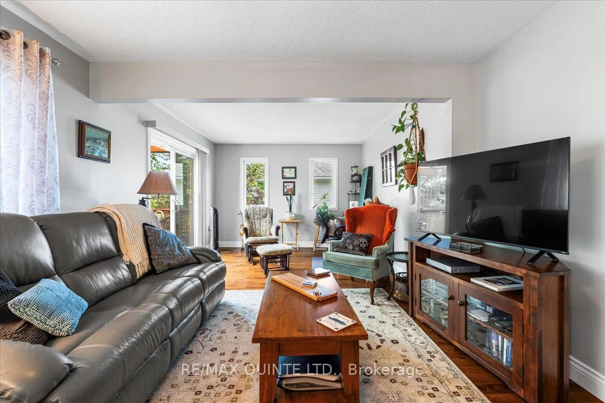 Photo 25 of 51 Cretney Drive, Prince Edward County, Wellington Ward — HOMEH