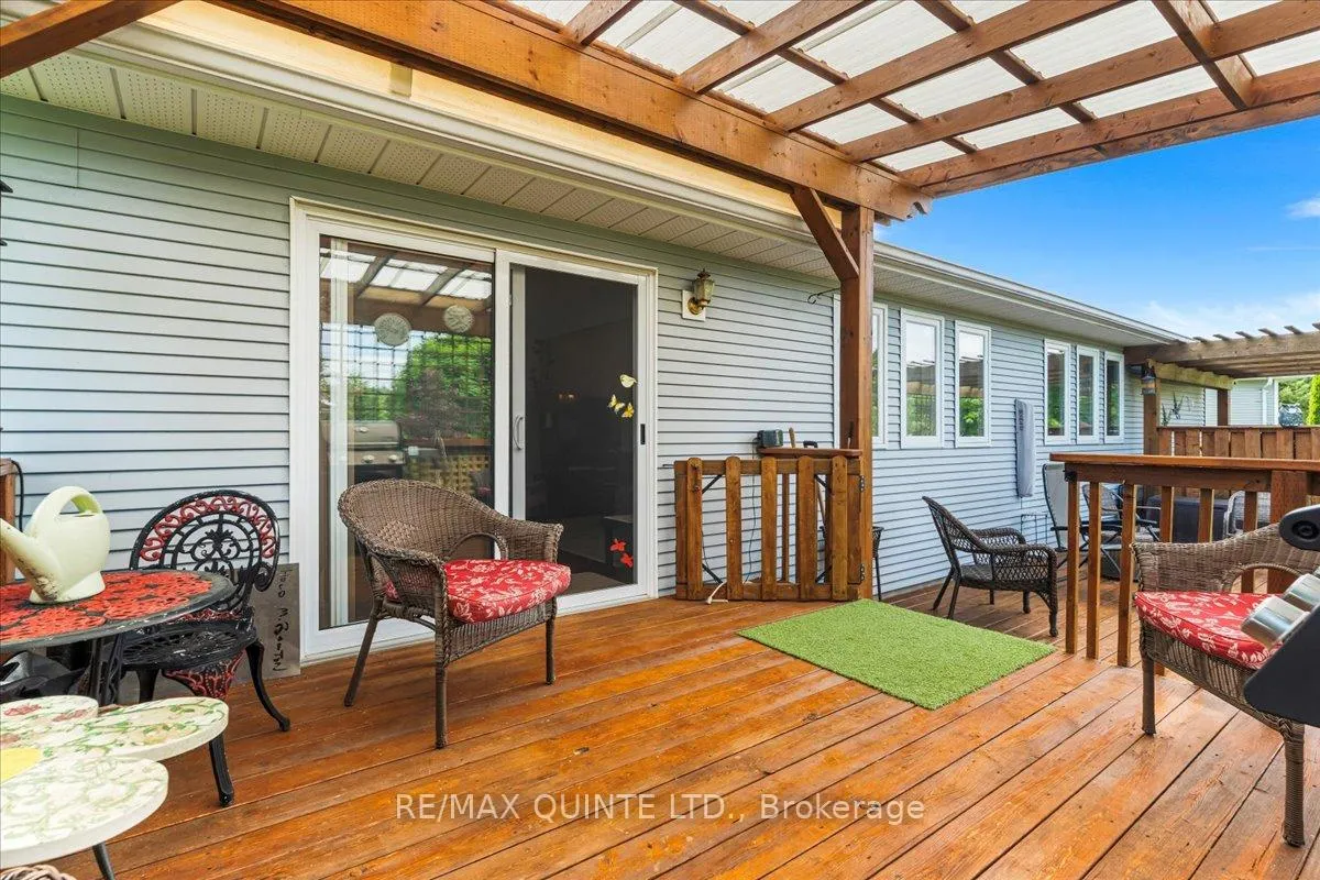 Photo 30 of 51 Cretney Drive, Prince Edward County, Wellington Ward — HOMEH