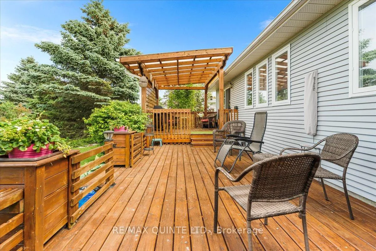 Photo 34 of 51 Cretney Drive, Prince Edward County, Wellington Ward — HOMEH