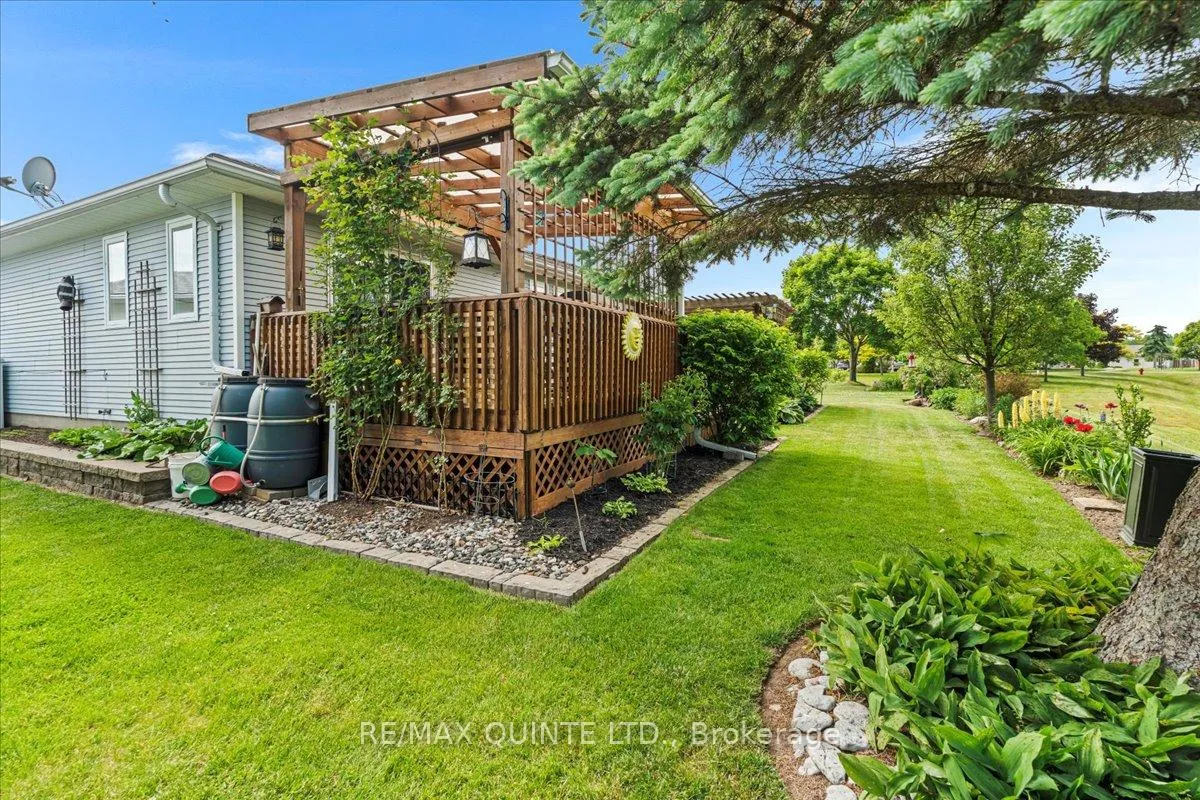 Photo 37 of 51 Cretney Drive, Prince Edward County, Wellington Ward — HOMEH