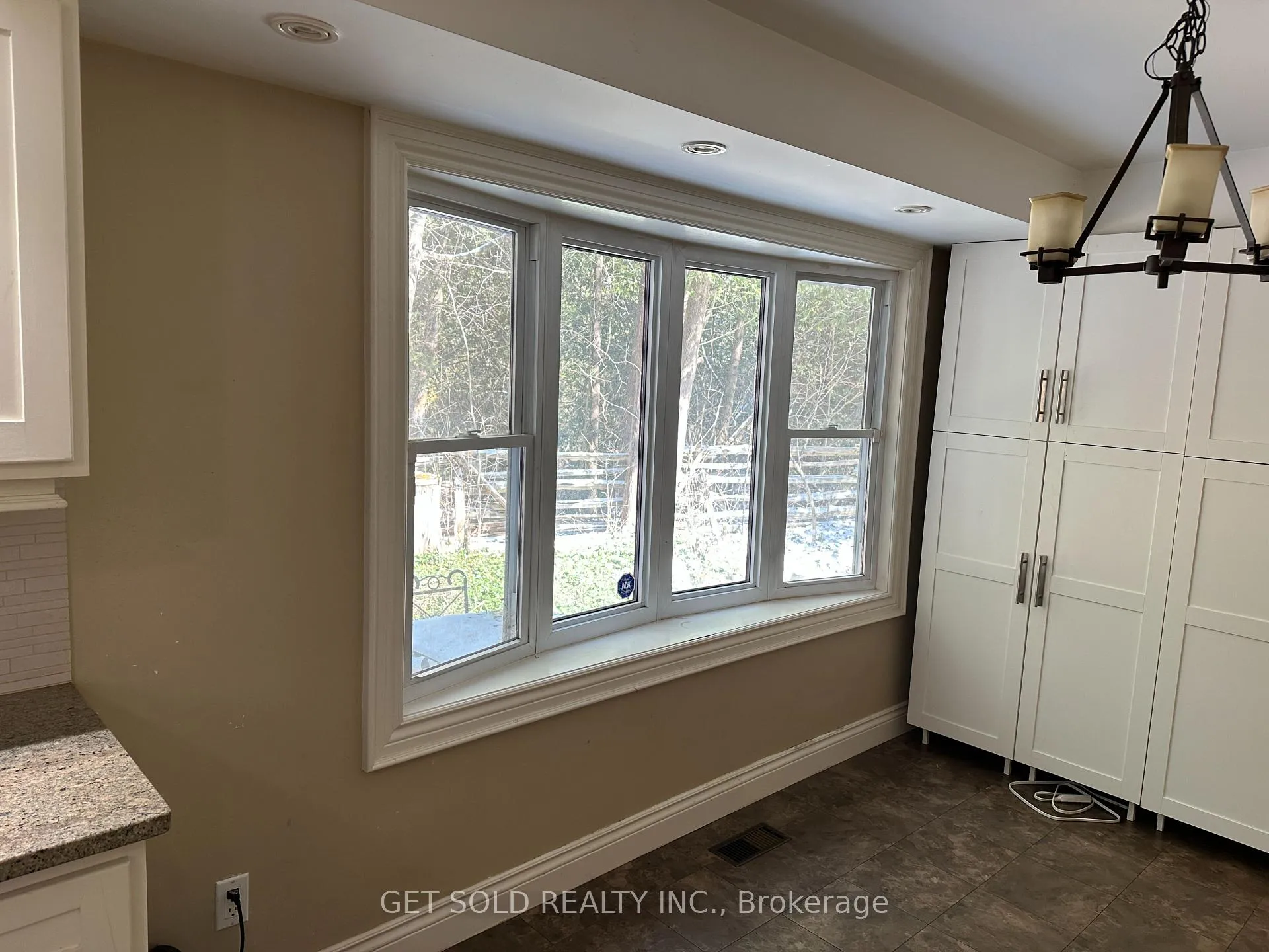 Photo 6 of 5115 Westney Road N, Pickering, Rural Pickering — HOMEH