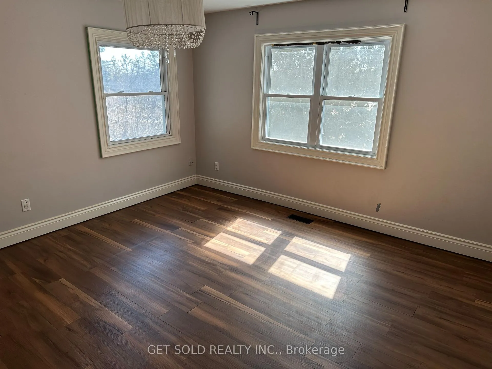 Photo 7 of 5115 Westney Road N, Pickering, Rural Pickering — HOMEH