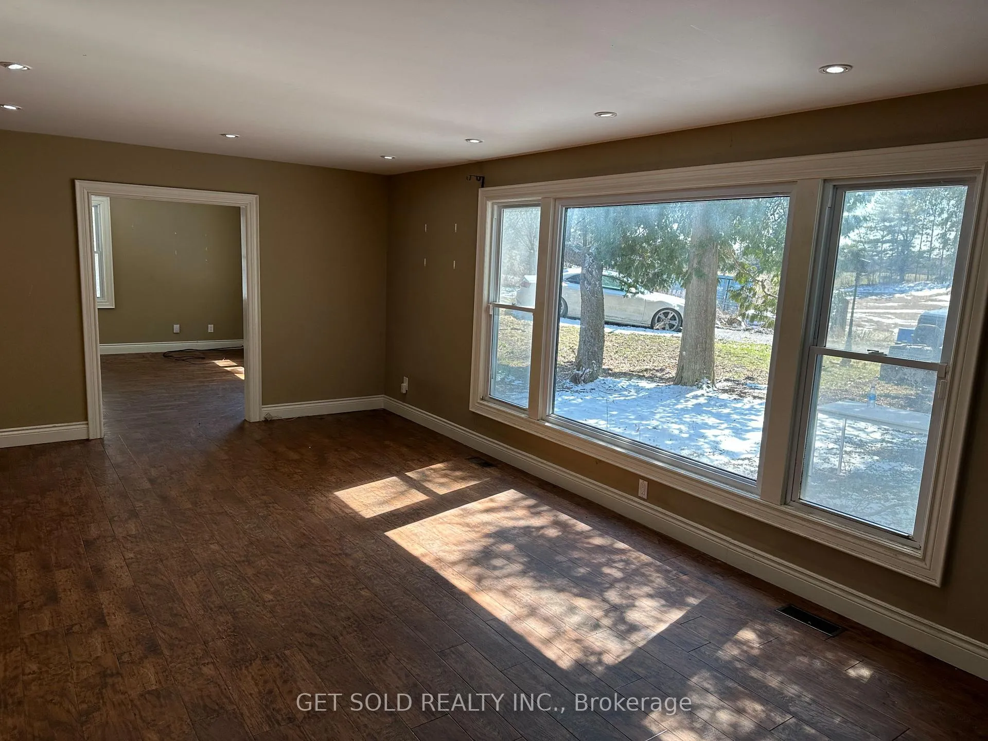 Photo 10 of 5115 Westney Road N, Pickering, Rural Pickering — HOMEH