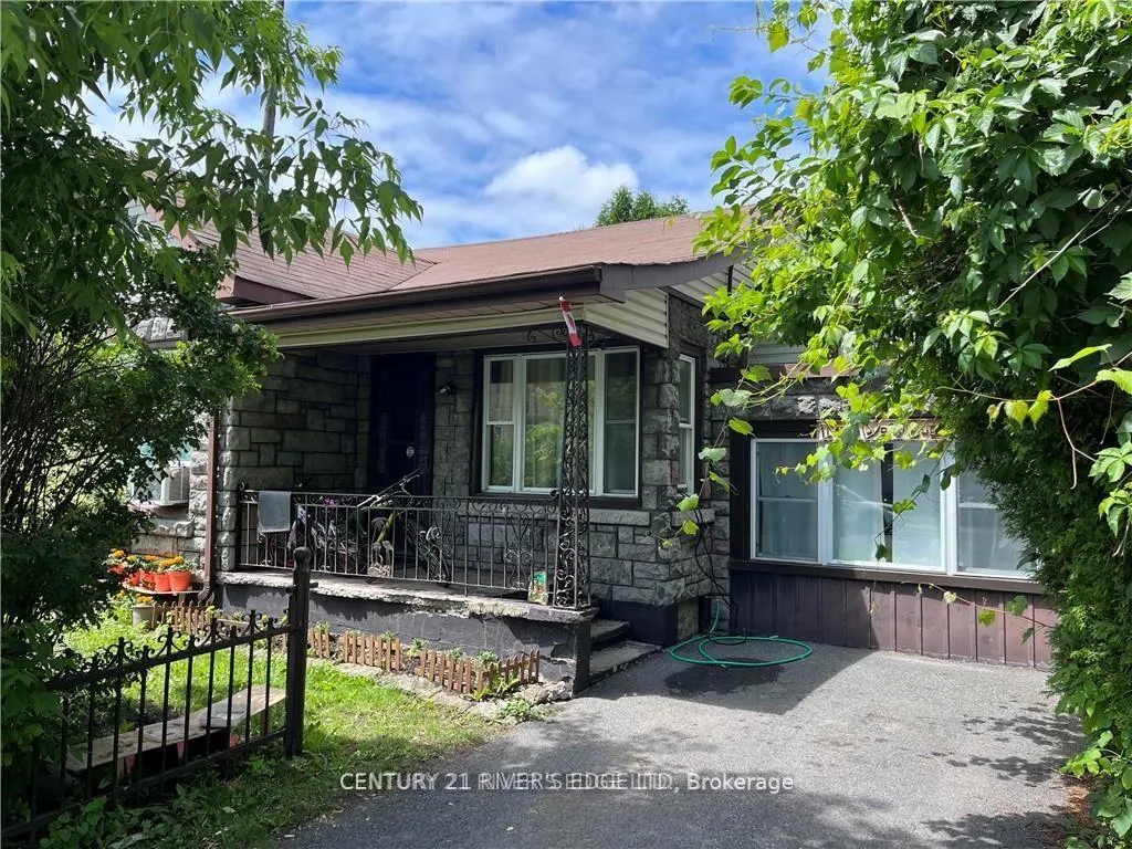 Photo 1 of 620 First Street E, Cornwall — HOMEH