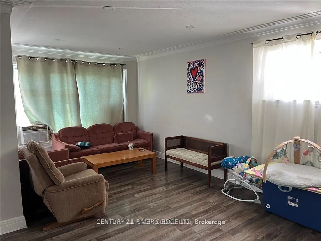 Photo 5 of 620 First Street E, Cornwall — HOMEH