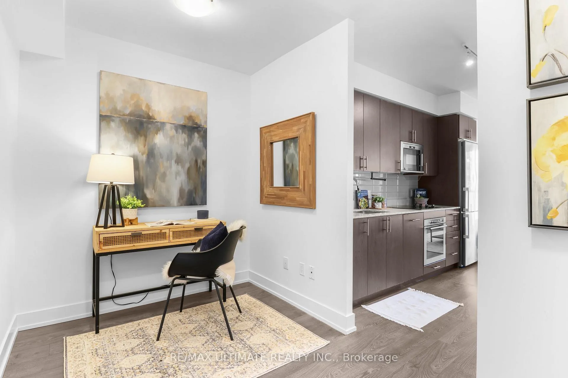 Photo 5 of Unit 611, 2550 Simcoe Street N, Oshawa, Windfields — HOMEH