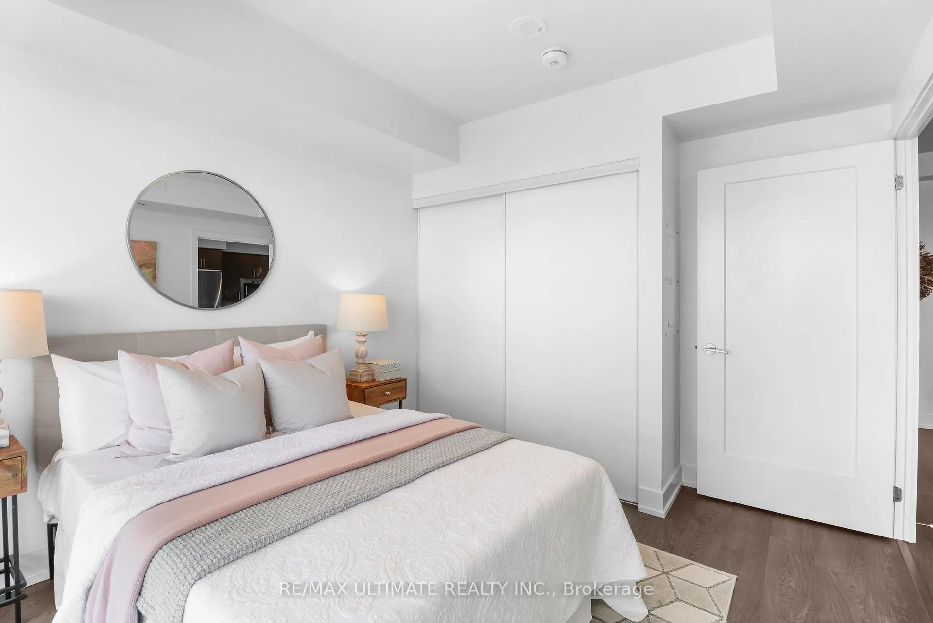 Photo 8 of Unit 611, 2550 Simcoe Street N, Oshawa, Windfields — HOMEH