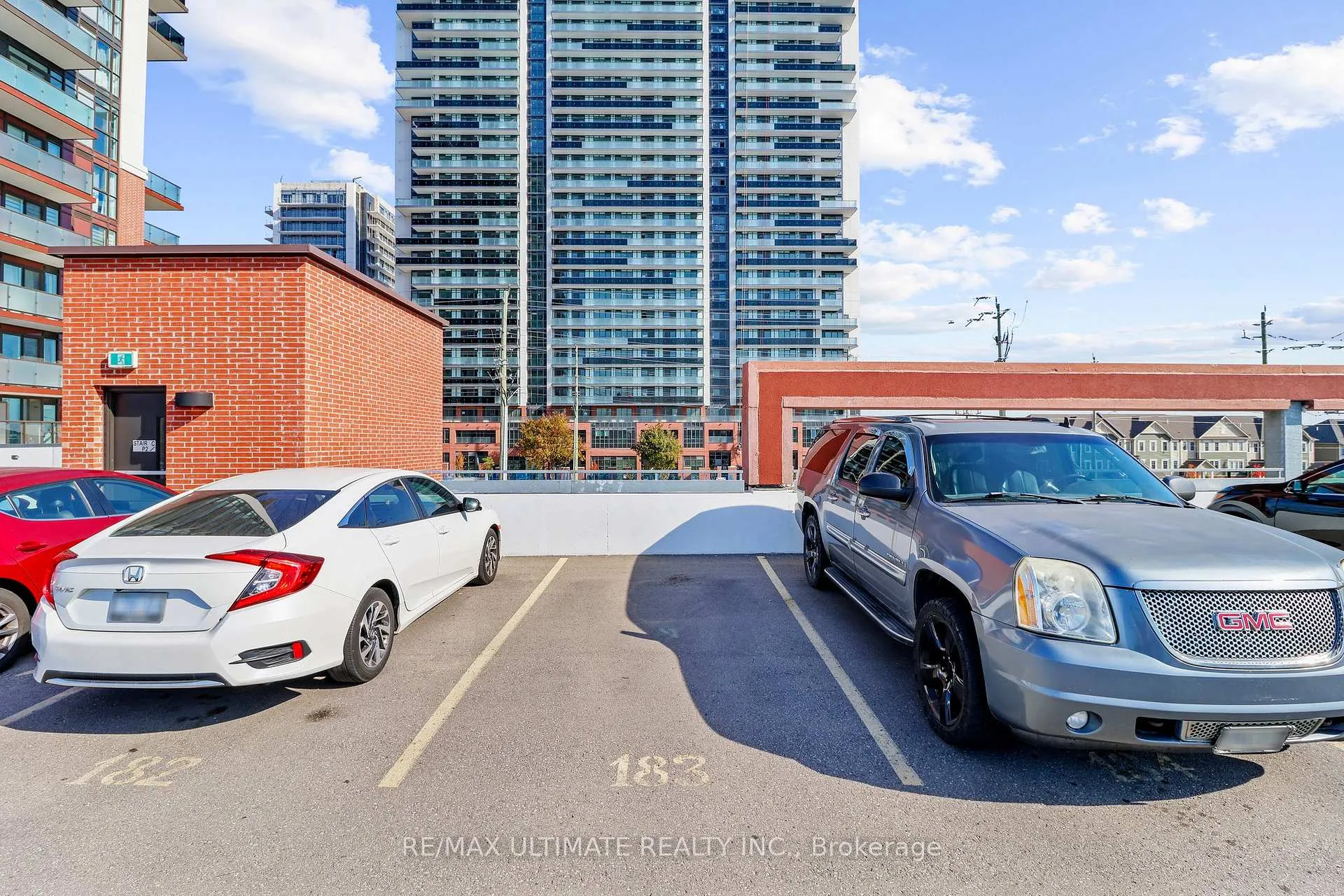 Photo 16 of Unit 611, 2550 Simcoe Street N, Oshawa, Windfields — HOMEH