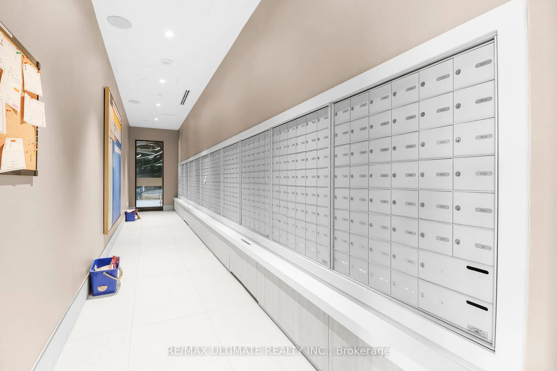 Photo 25 of Unit 611, 2550 Simcoe Street N, Oshawa, Windfields — HOMEH