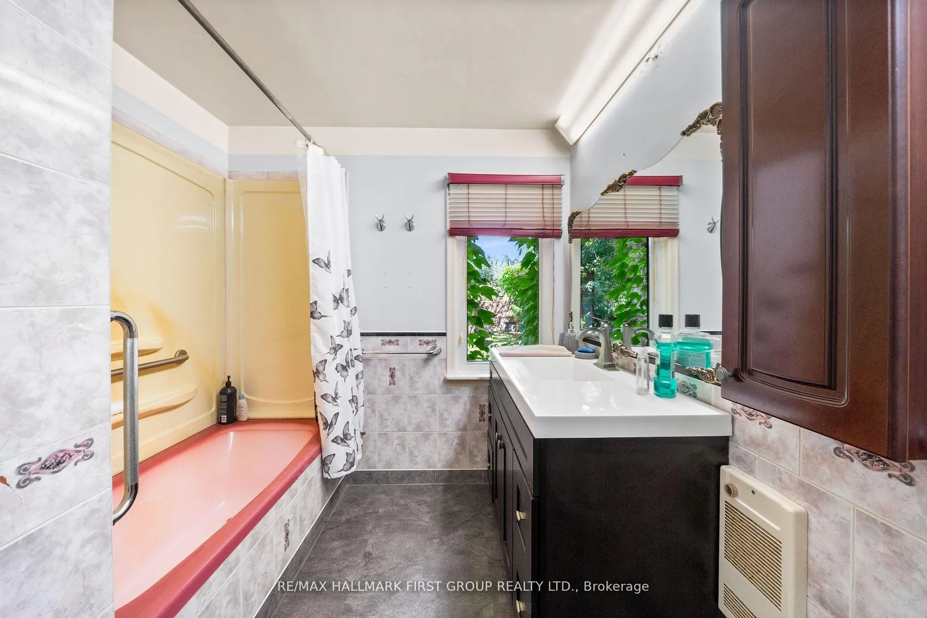 Photo 19 of 1652 Taunton Road, Clarington, Rural Clarington — HOMEH