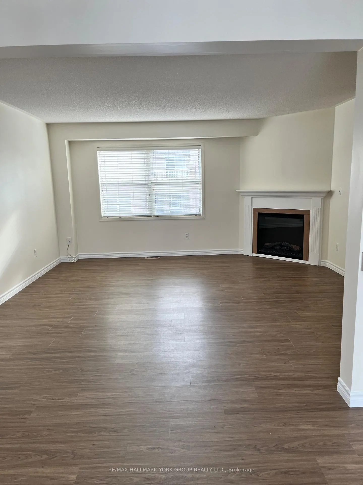 Photo 1 of Unit 13, 490 Veterans Drive, Barrie, Holly — HOMEH