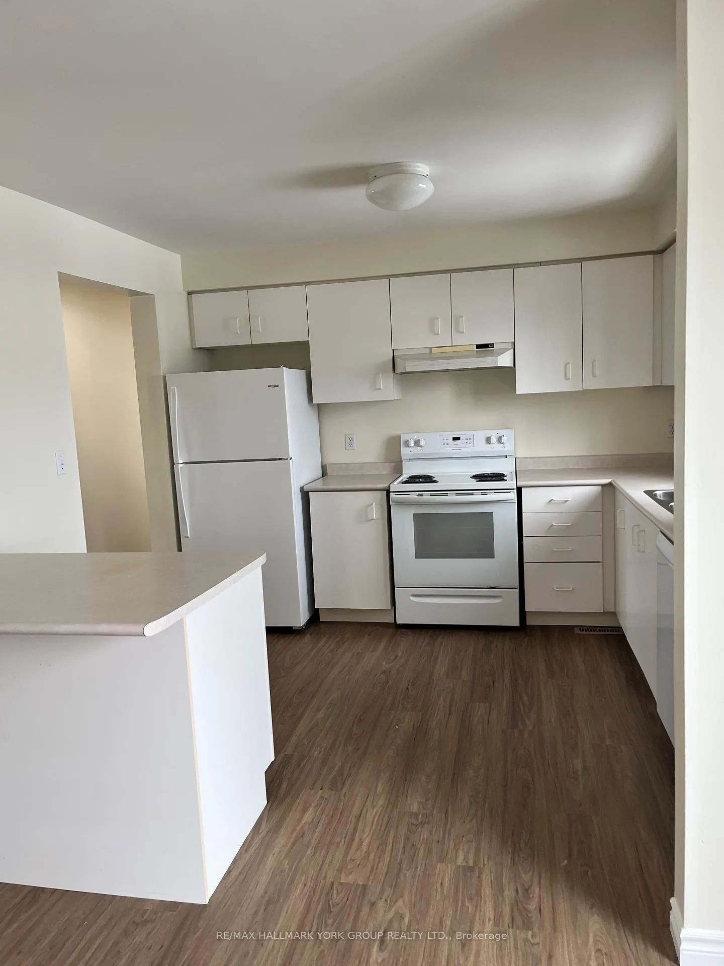 Photo 3 of Unit 13, 490 Veterans Drive, Barrie, Holly — HOMEH