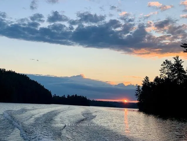 Photo 18 of 8 Rabbit Lake Island, Temagami — HOMEH