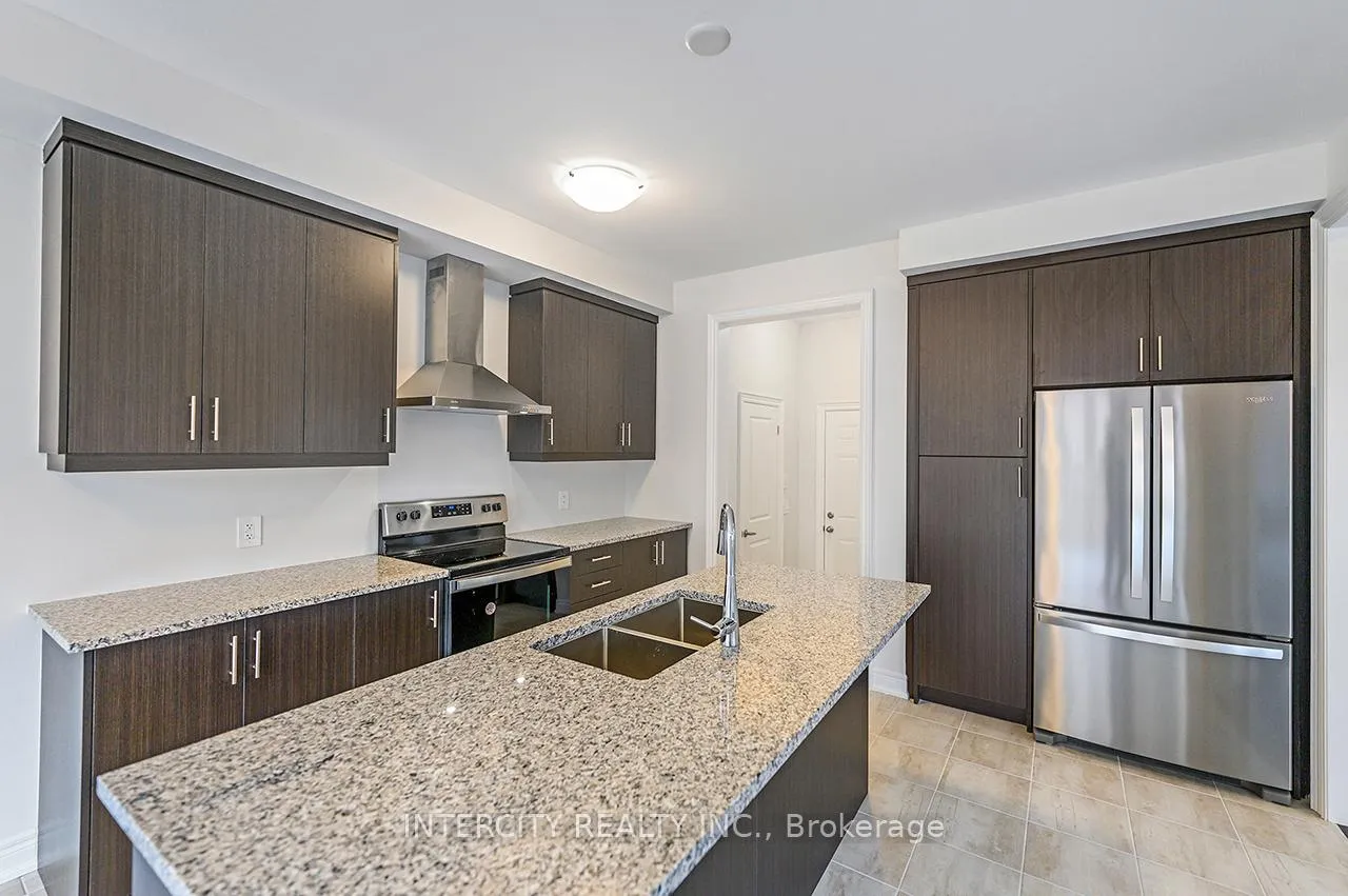 Photo 16 of 57 Bostock Drive, Georgina, Keswick South — HOMEH