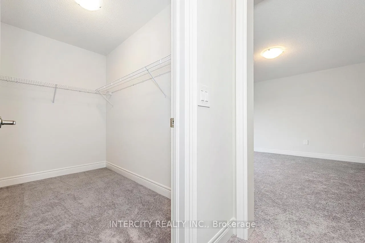 Photo 40 of 57 Bostock Drive, Georgina, Keswick South — HOMEH