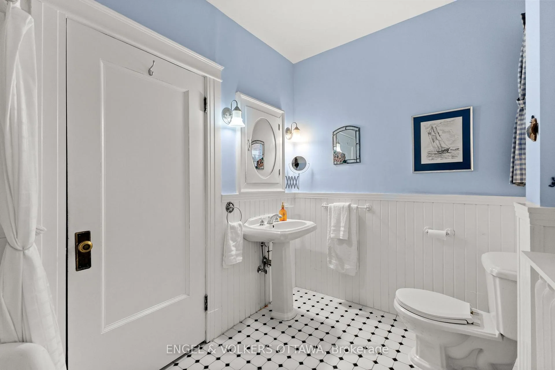 Photo 19 of 10 Allan Place, Ottawa, Glebe — HOMEH