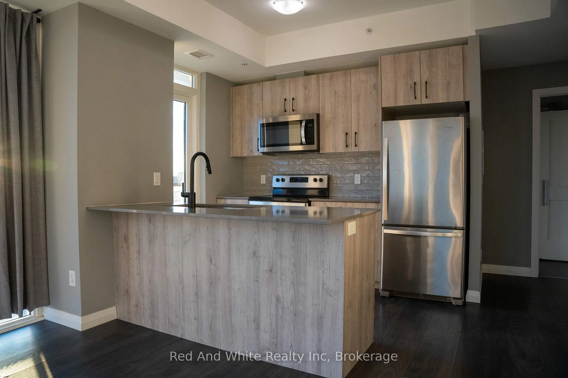 Photo 26 of Unit 605, 108 Garment Street, Kitchener, City Commercial Core — HOMEH