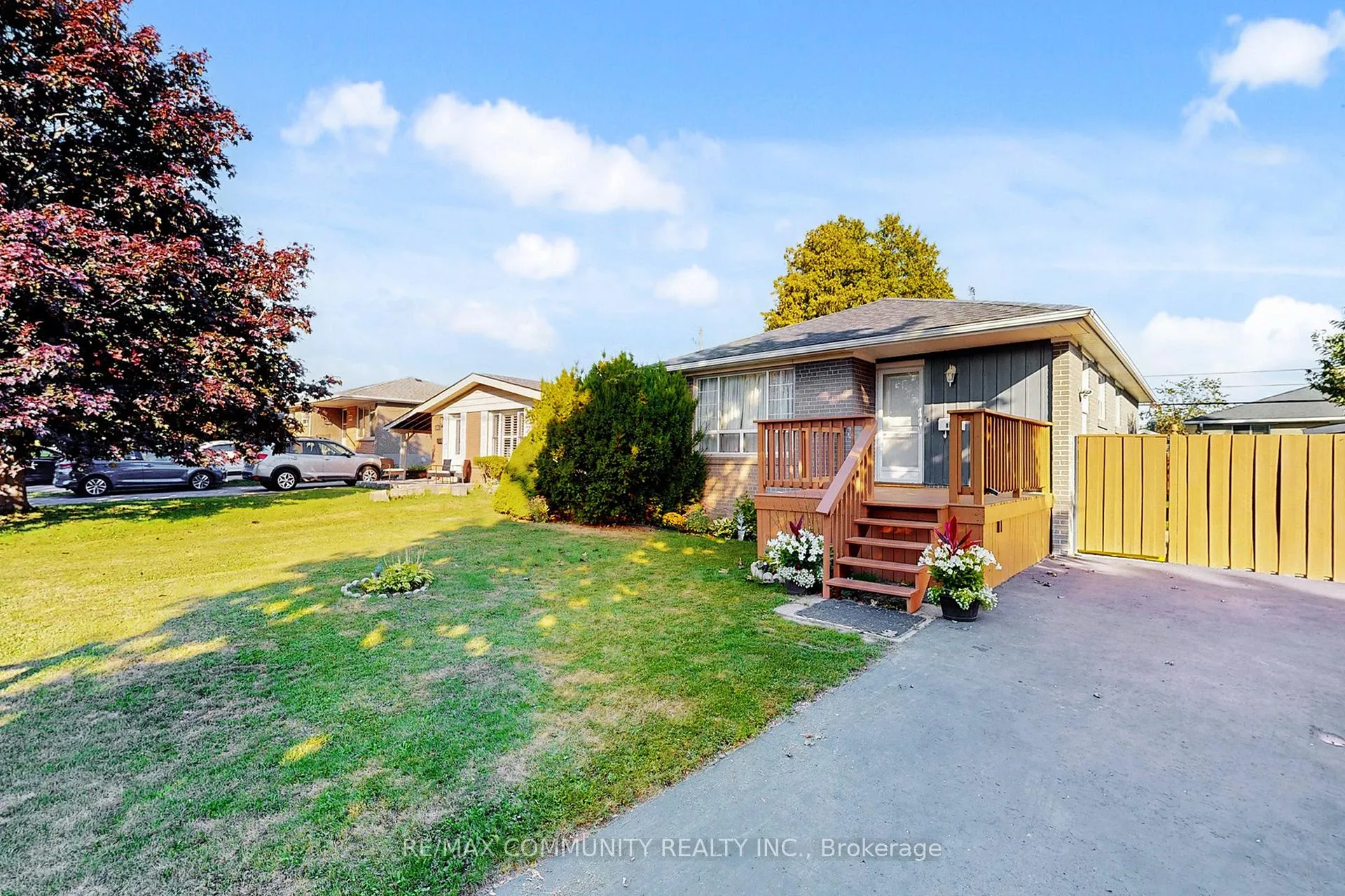 Front of 855 Zator Avenue