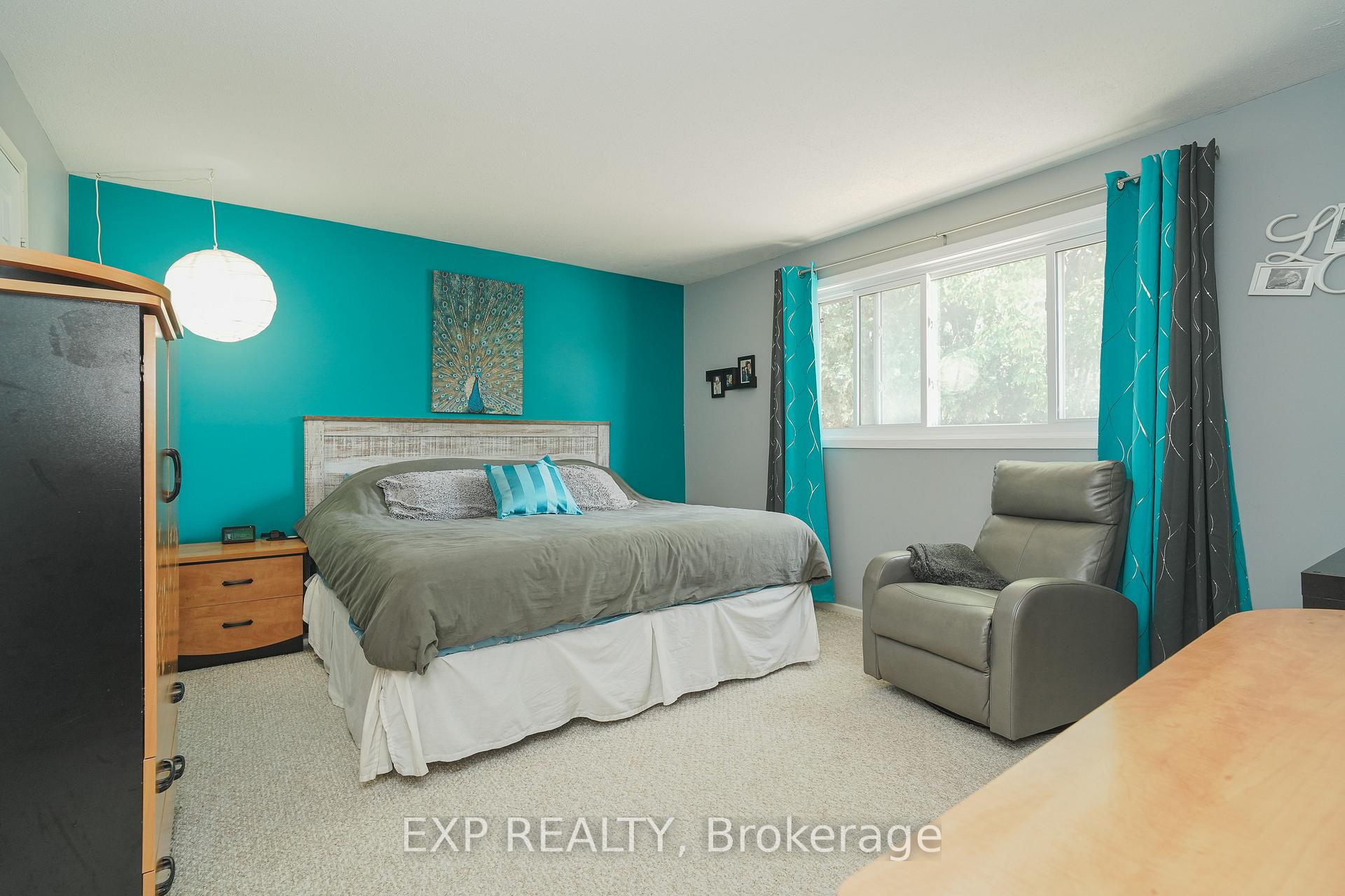 Photo 3 of 66 Malvern Drive, Ottawa, Barrhaven - Pheasant Run — HOMEH