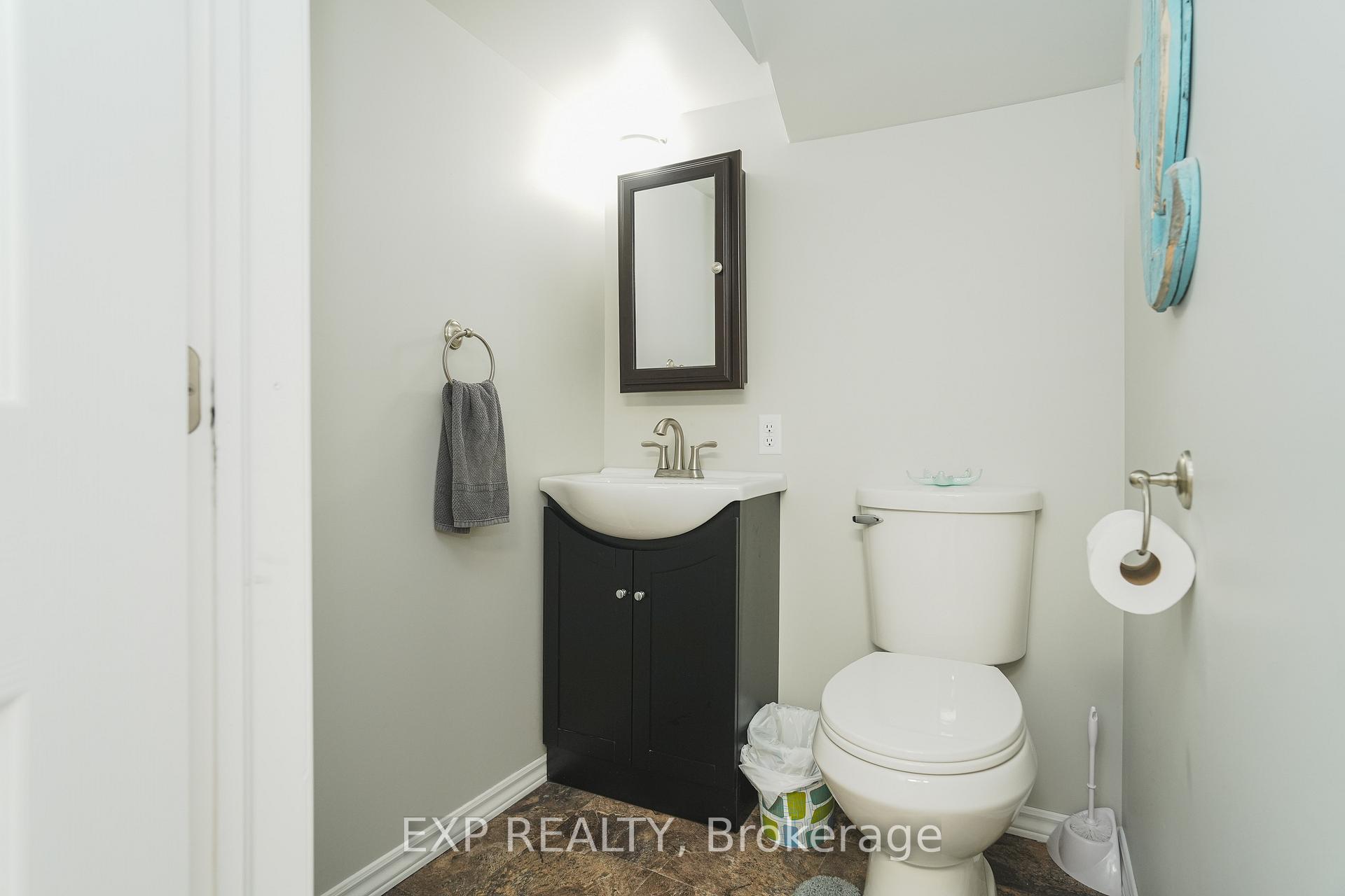 Photo 11 of 66 Malvern Drive, Ottawa, Barrhaven - Pheasant Run — HOMEH