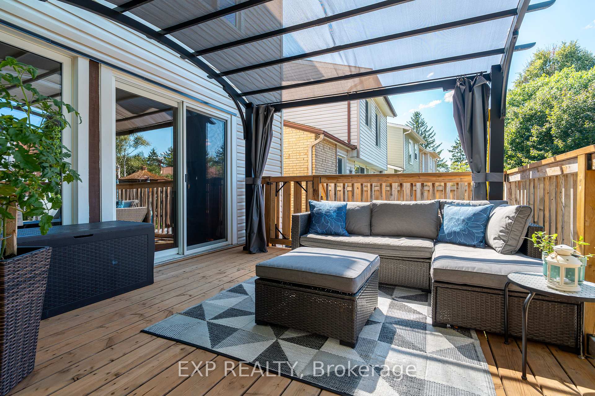 Photo 13 of 66 Malvern Drive, Ottawa, Barrhaven - Pheasant Run — HOMEH