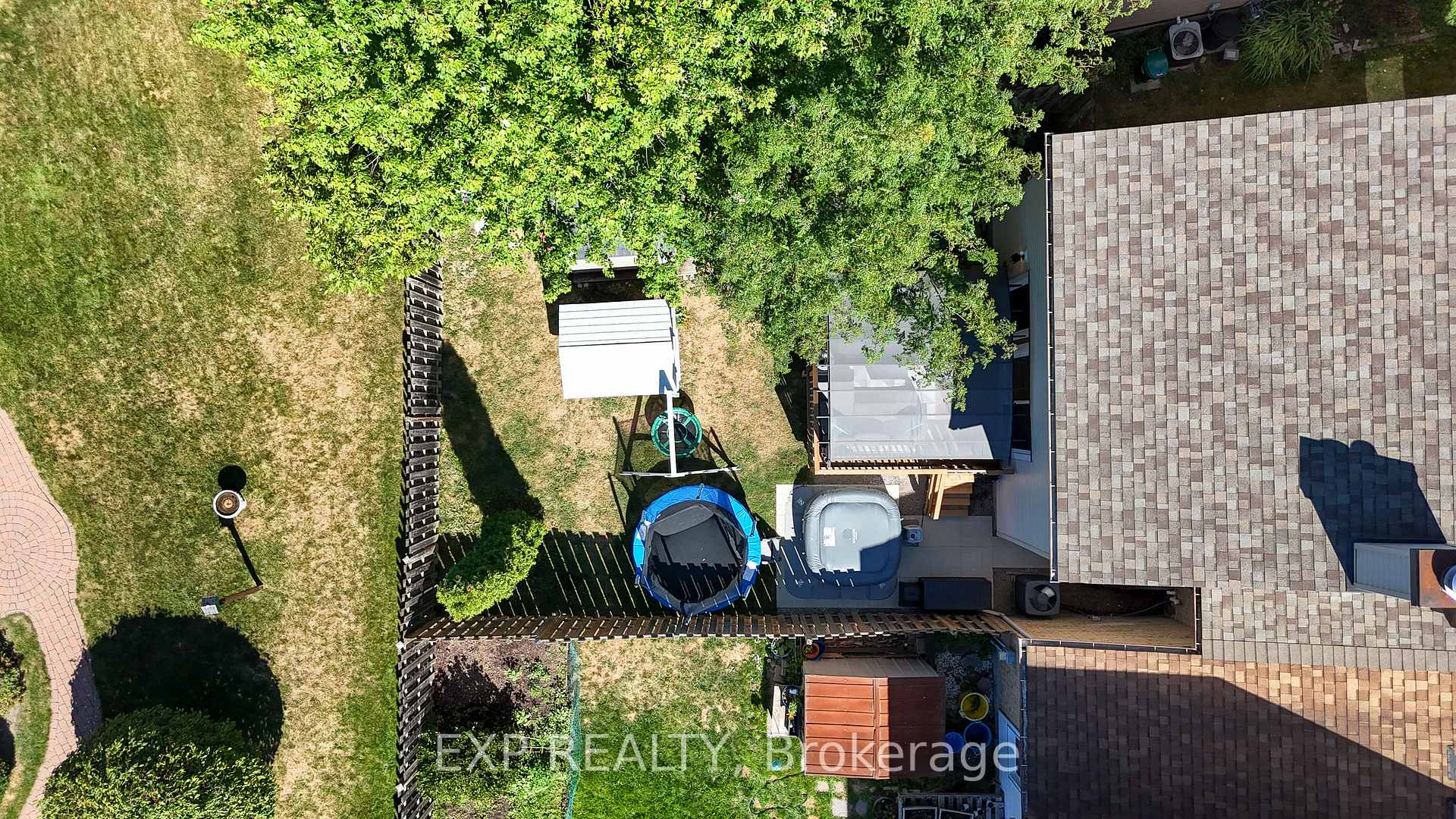 Photo 22 of 66 Malvern Drive, Ottawa, Barrhaven - Pheasant Run — HOMEH