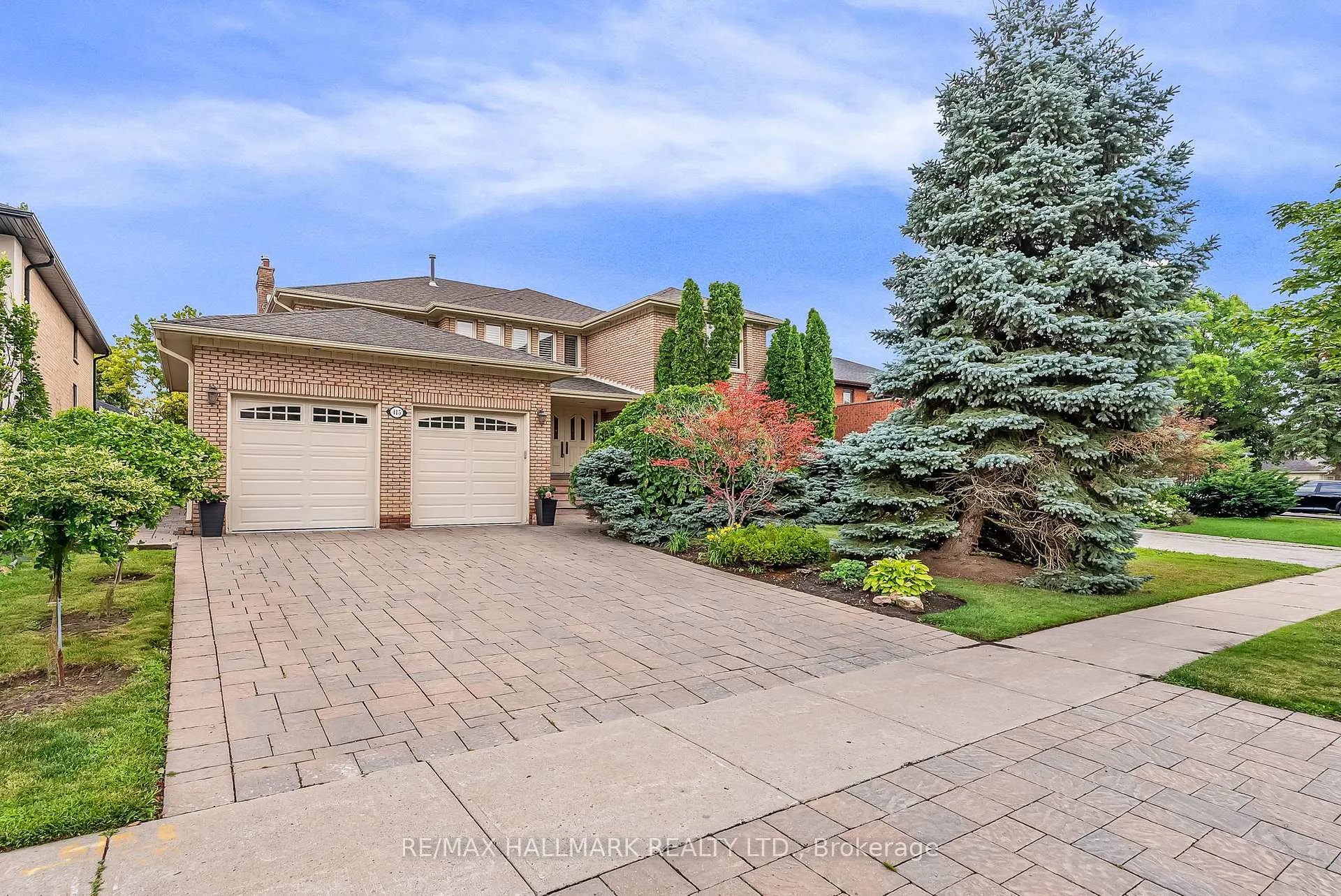 Photo 2 of 415 Wycliffe Avenue, Vaughan, Islington Woods — HOMEH