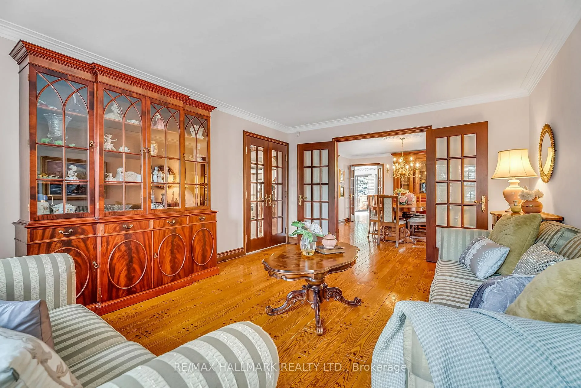 Photo 8 of 415 Wycliffe Avenue, Vaughan, Islington Woods — HOMEH