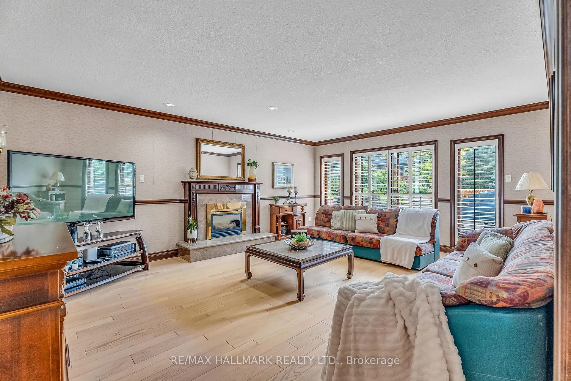 Photo 18 of 415 Wycliffe Avenue, Vaughan, Islington Woods — HOMEH