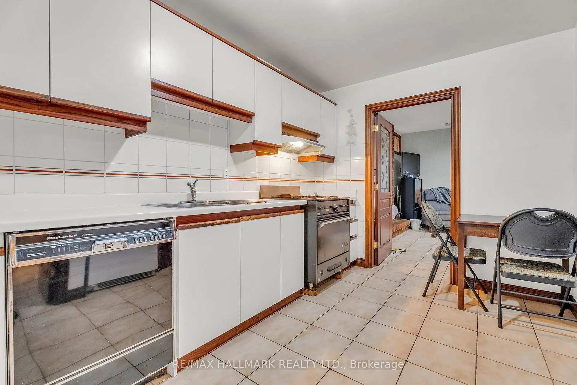 Photo 39 of 415 Wycliffe Avenue, Vaughan, Islington Woods — HOMEH
