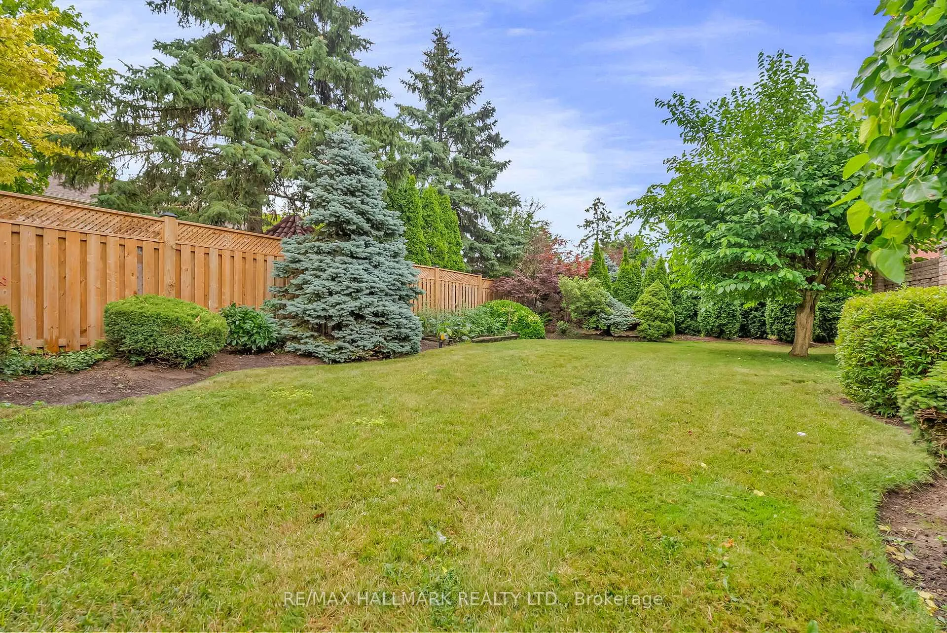 Photo 49 of 415 Wycliffe Avenue, Vaughan, Islington Woods — HOMEH