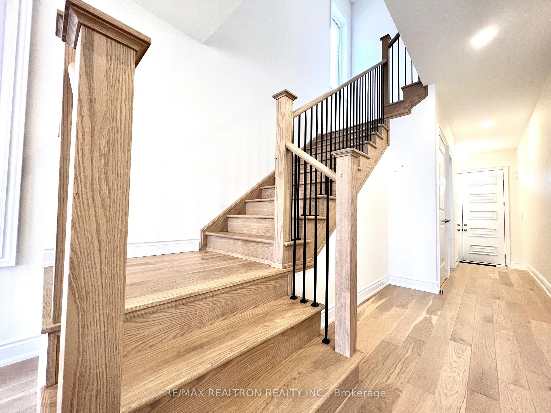 Photo 15 of 99 Bearberry Road, Springwater, Midhurst — HOMEH