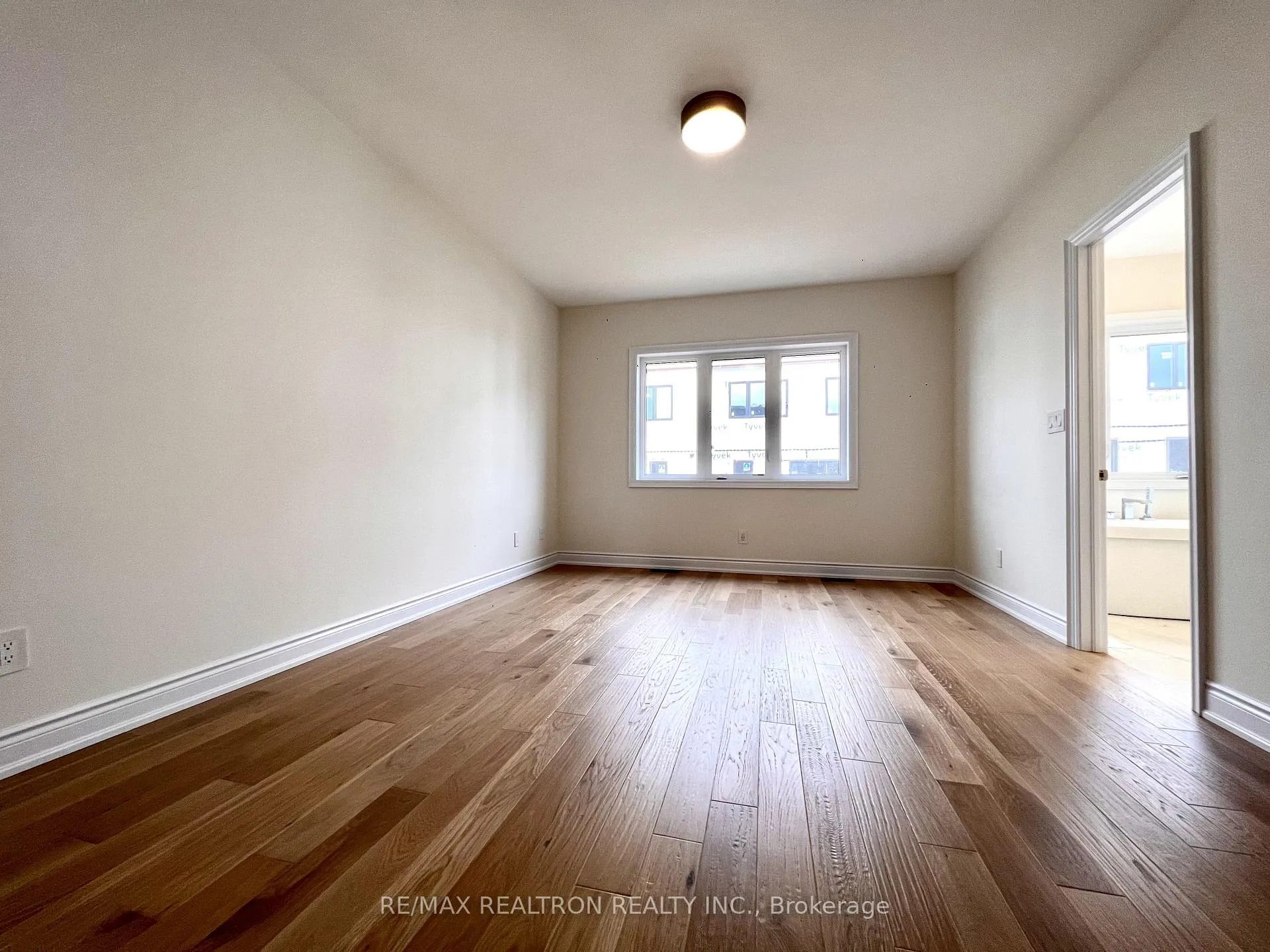 Photo 25 of 99 Bearberry Road, Springwater, Midhurst — HOMEH