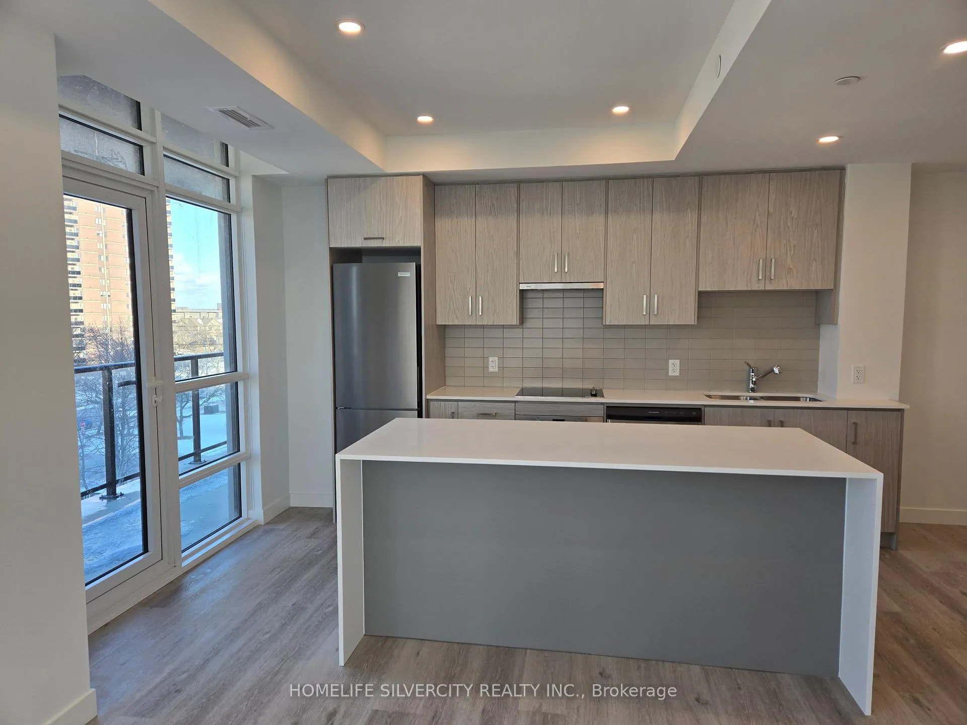 Photo 7 of Unit 509, 461 Green Road, Hamilton, Lakeshore — HOMEH