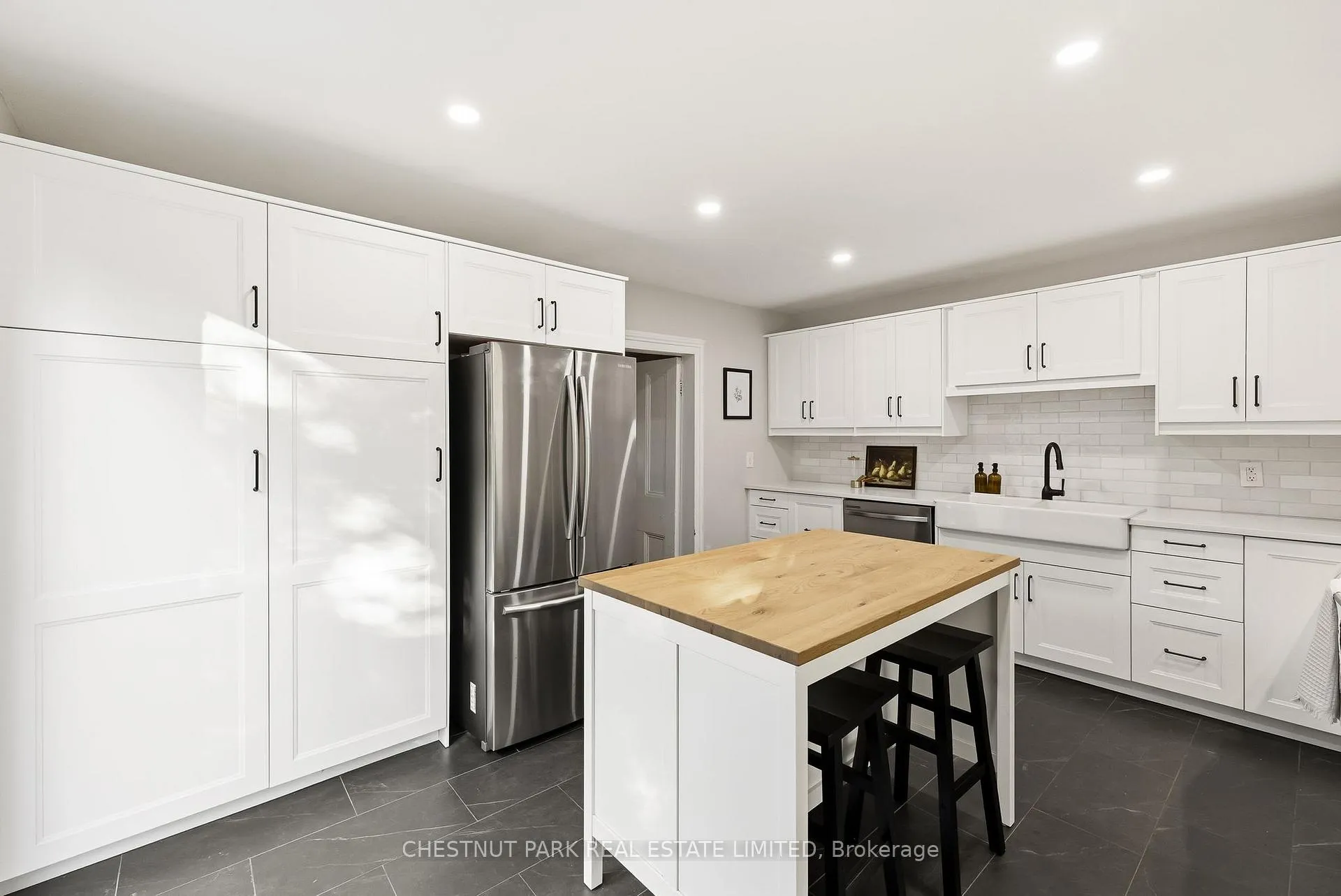 Photo 8 of 67 Main Street S, Uxbridge — HOMEH