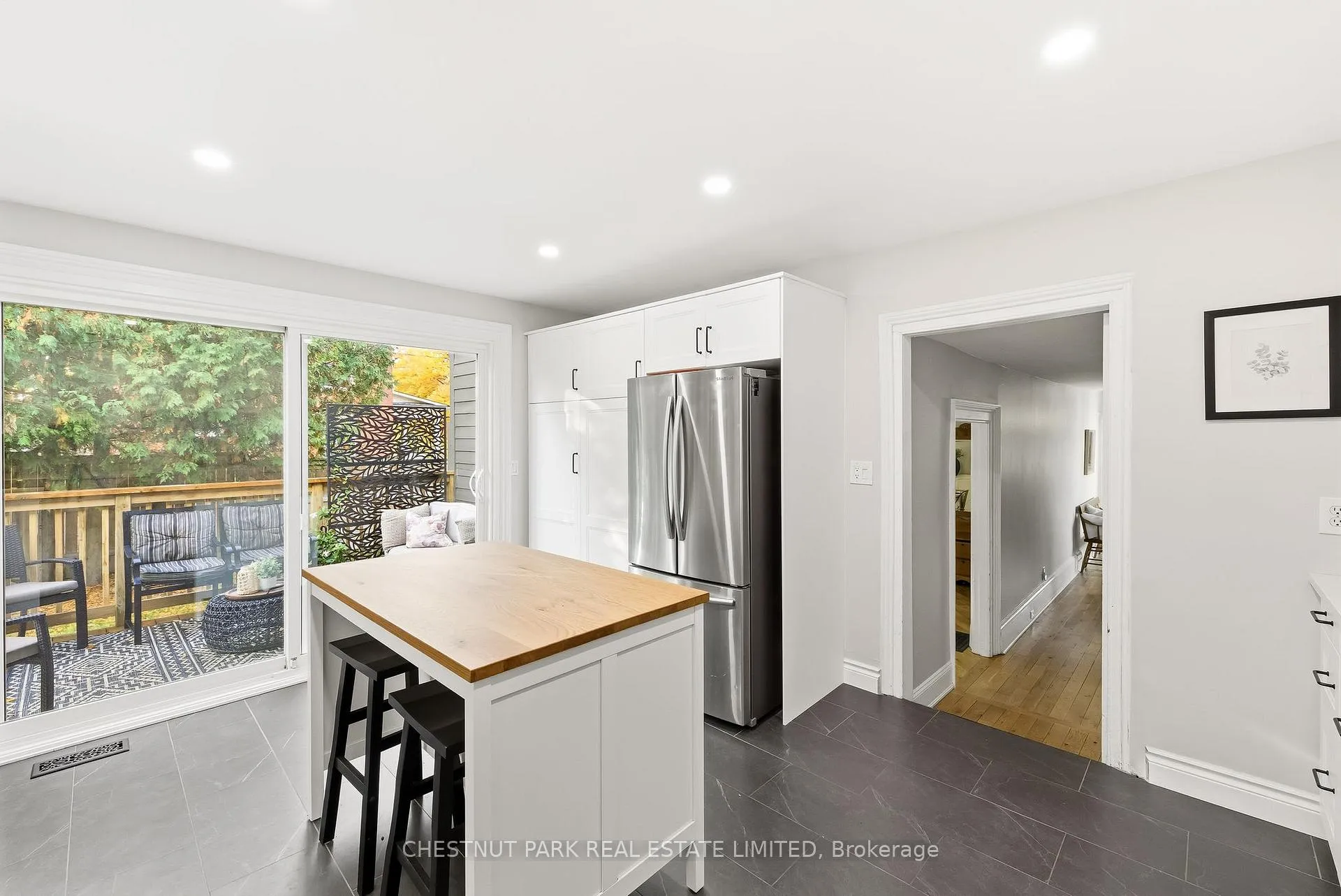 Photo 9 of 67 Main Street S, Uxbridge — HOMEH