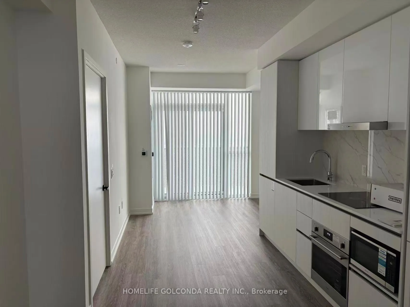 Photo 3 of Unit 5208, 8 Interchange wy, Vaughan, Vaughan Corporate Centre — HOMEH