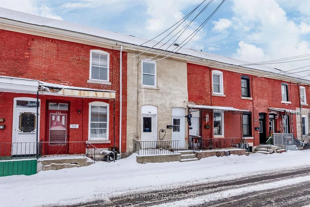 Photo 3 of 134 First Street W, Cornwall — HOMEH