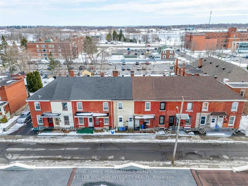 Photo 4 of 134 First Street W, Cornwall — HOMEH